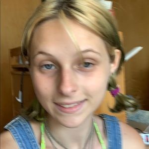 Meet your Posher, Carson